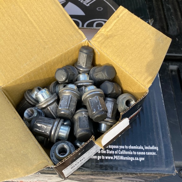 2016 blacked out Toyota Tacoma sport rims - Picture 2 of 4